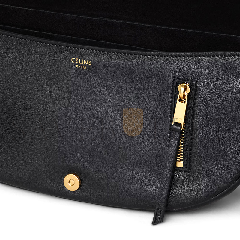 CELINE LITTLE HALFMOON SOFT TRIOMPHE IN SUPPLE SHINY LAMBSKIN L10373778.38NO (25*13*5cm)